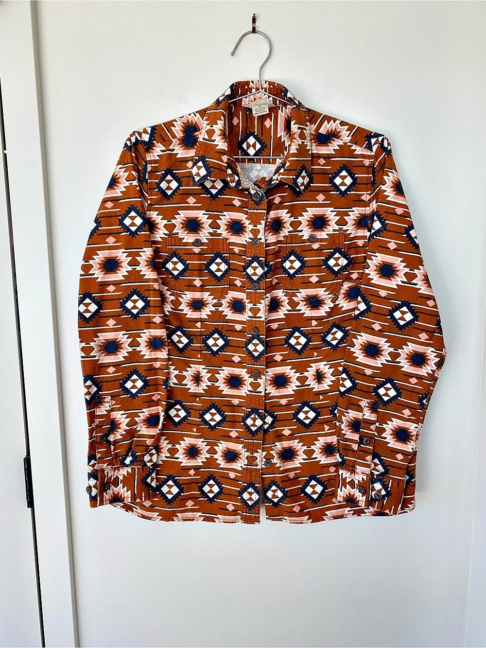 Duluth Geometric Cotton Button Down in Brown & Blue Size Medium